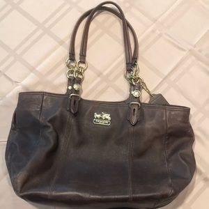 *SOLD* Coach Leather tote bag